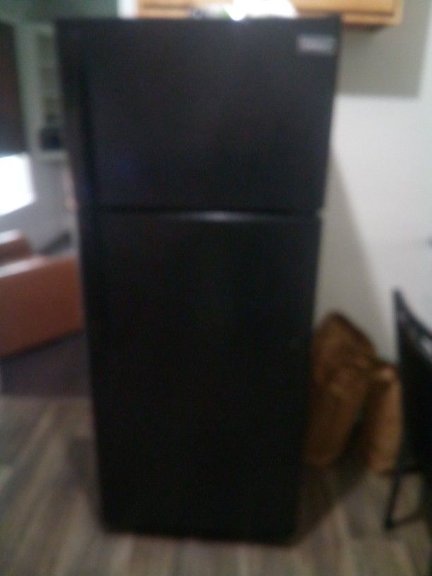 Crosley Refrigerator 