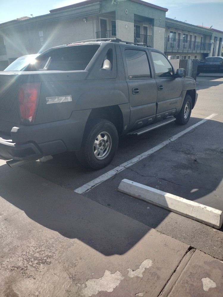 2002 Chevrolet Avalanche