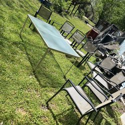 8 Chairs And Lawn Table 