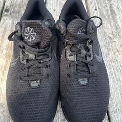 Mens Nike’s Size 10 (W 11.5) 