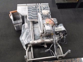 RIDGID TOOLS R4093 15 Amp 10 in. Wet Tile Saw with Portable Stand (A1G013117)