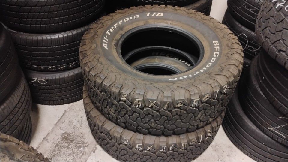 3512.50R 17 2 Used Tires Bfgoodrich