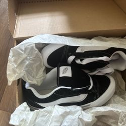 Vans Knu Skool Black White (Youth)