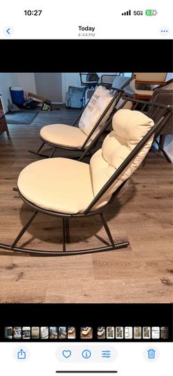 2 pcs outdoor or indoor Rocking chairs brand new in box ( Firm price )