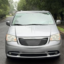 2015 Chrysler Town And Country