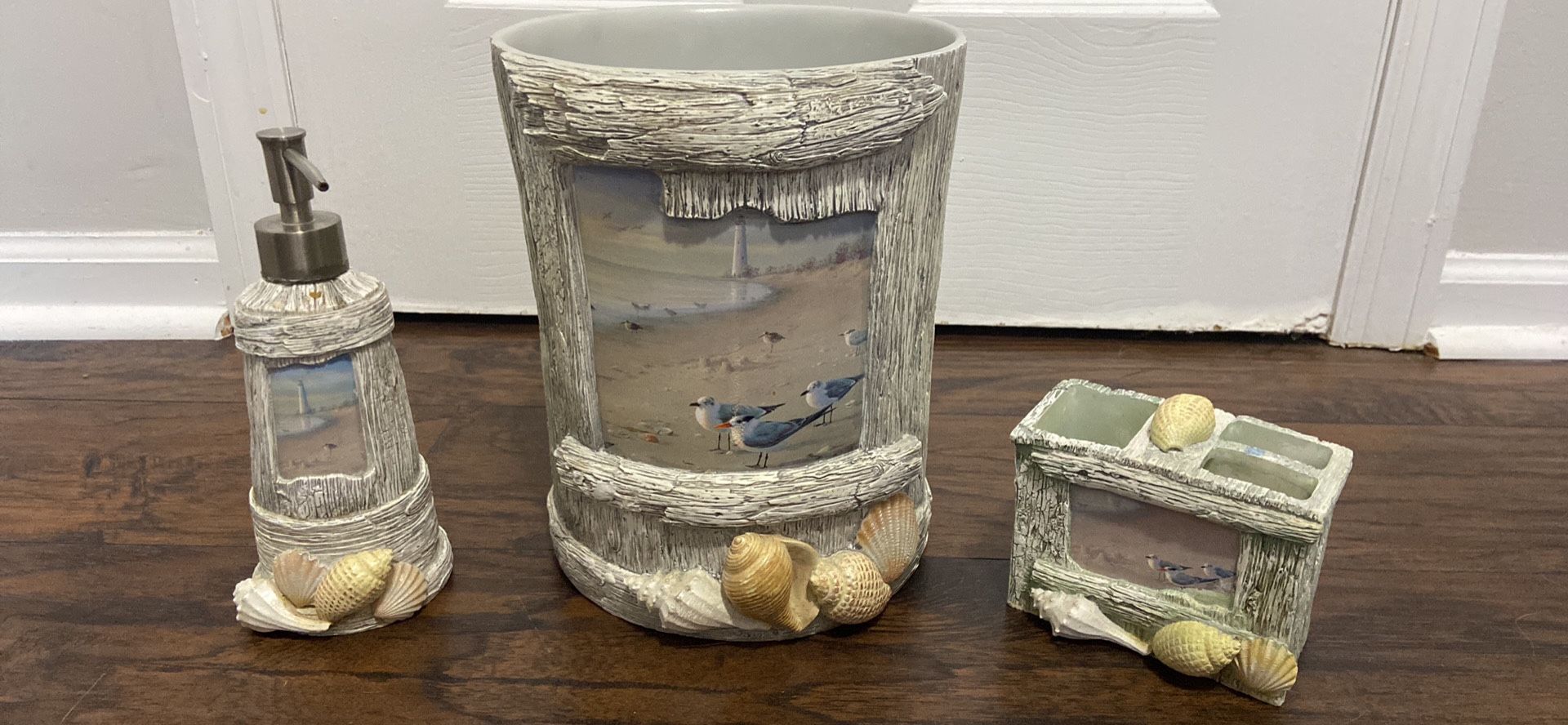 Nautical bathroom set