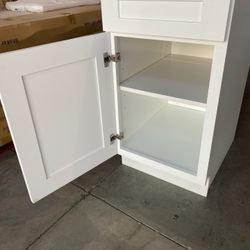 Shaker White Kitchen Cabinets for Sale