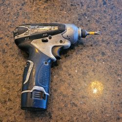 Makita 10 8v Screw Gun, Works Great!