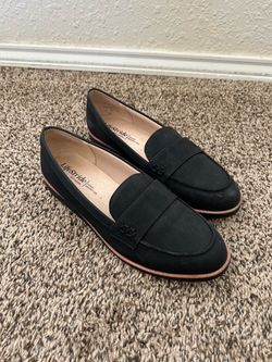 LifeStride Women's Black Slip-On Loafer Flats Almond Toe Soft System Comfort
