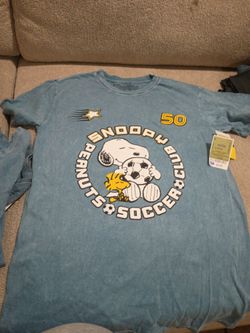 Snoopy peanut soccer club