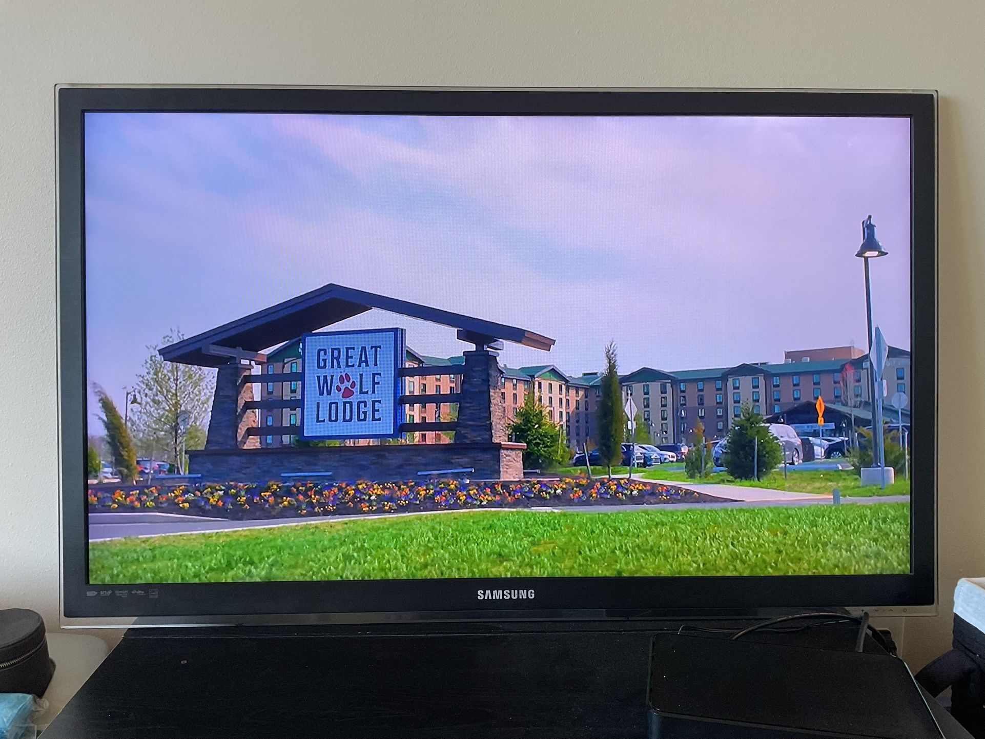 Samsung 46” 1080p LED TV — Model UN46C6500VF