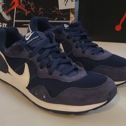 Nike Venture Runner Men's Size 11.5