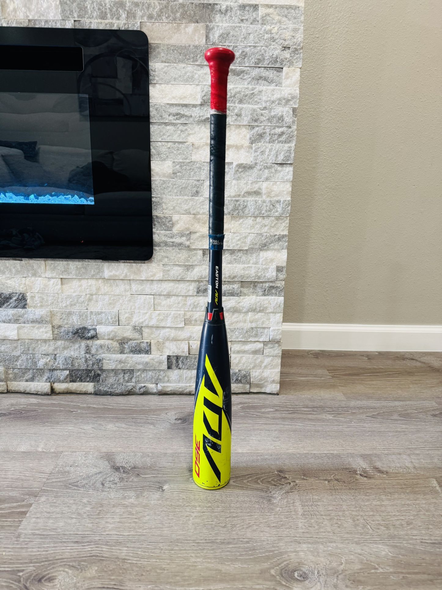EASTON ADV 360 USA Little League Baseball Bat (-11) 27 Inch 