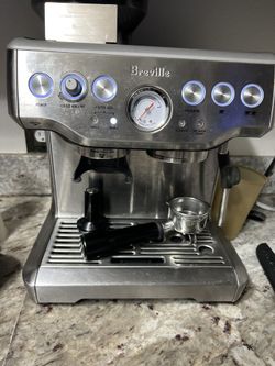 Breville Expresso Machine Like New 