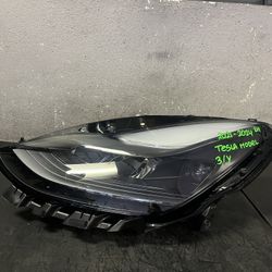 2021-2022-2023-2024 TESLA MODEL 3/Y LEFT HEADLIGHT OEM USED