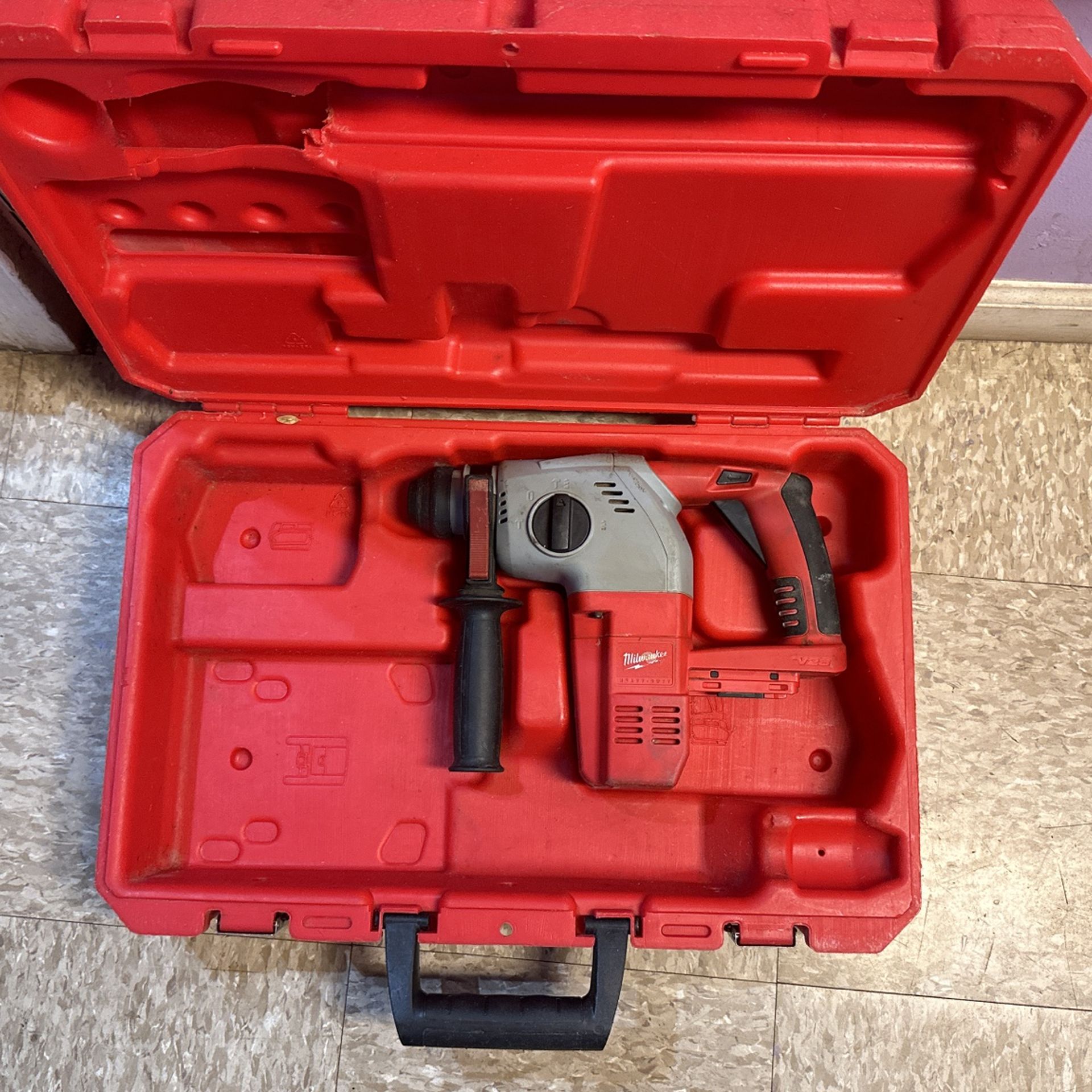 Milwaukee M28 Hammer Drill