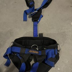 Yates Climbing or Tech Rescue  Or Roofing Harness 