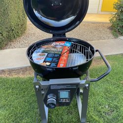 22.5 Inch Premium Stainless Steel Kettle Charcoal Grill