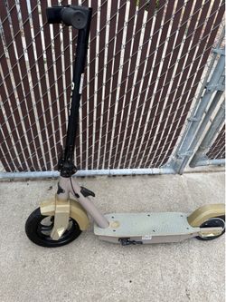 Razor scooter