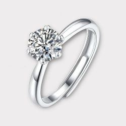 Moissanite stud ring VVS1 925 sterling silver