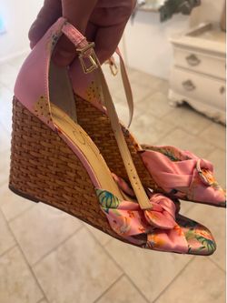Size 7 women’s heals