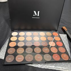 Brand new Morphe 350 nature glow palette 