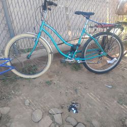 1988 TREK Calypso 26 inch Cruiser 7 Speed. 