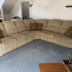 Sectional Couch With Recliner and Sleeper 