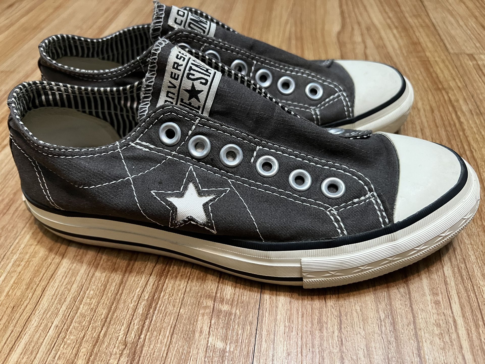 Women’s Converse ONE STAR