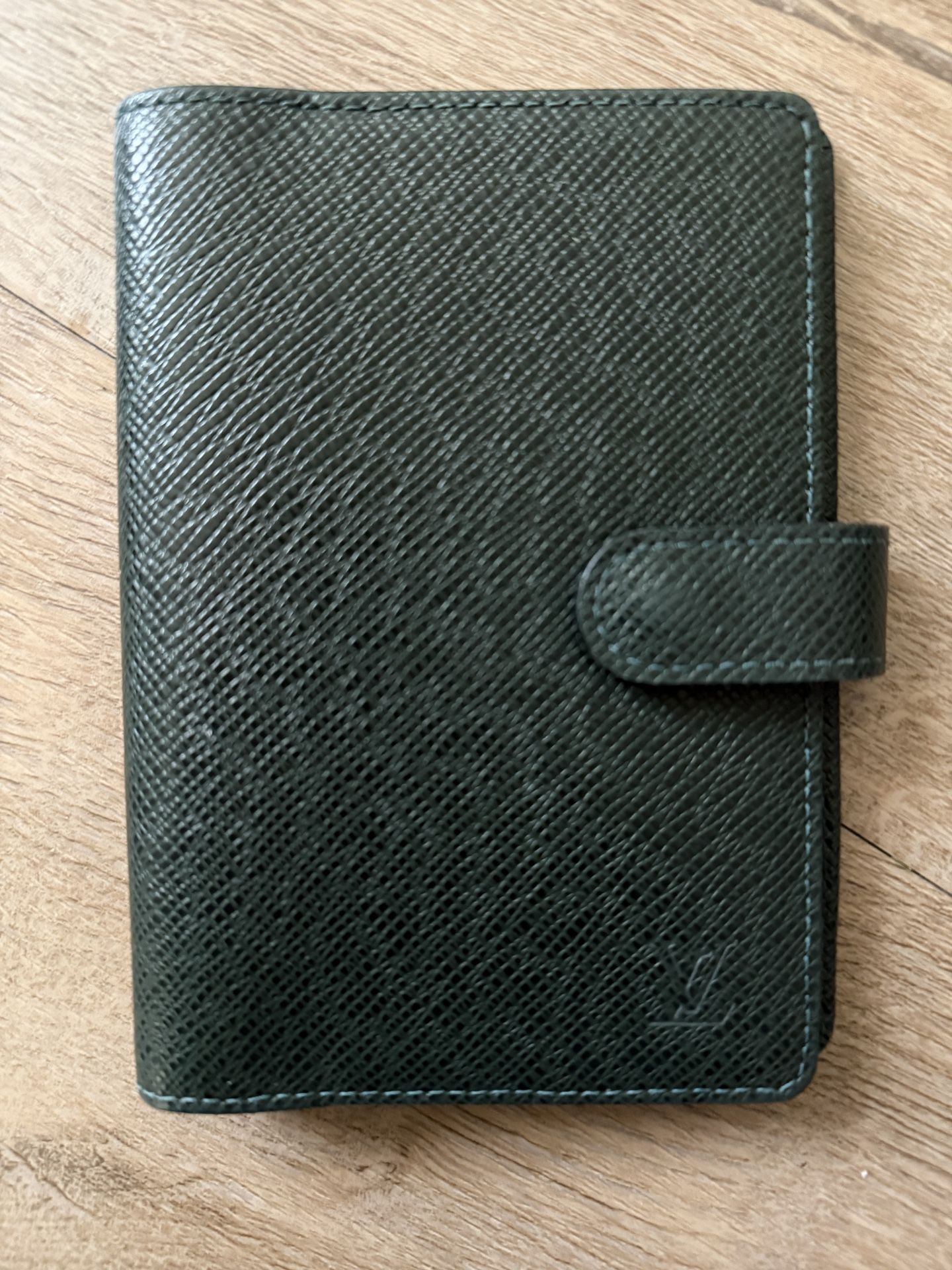 LV Louis Vuitton Agenda