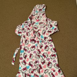 Size 10 Girls Hello Kitty Robe 