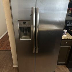Refrigerator 
