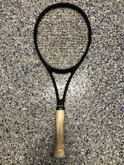 Wilson Pro Staff 97 v11.5 4 1/4 Racket #2661-1