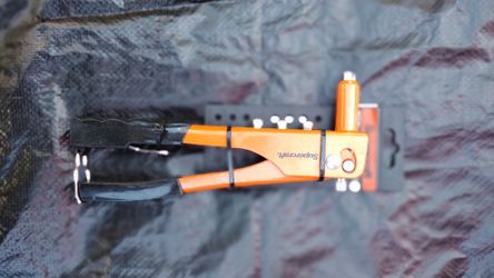 Rivet Tool with accessories