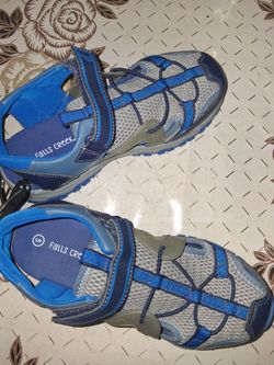 Boy's summer shoes