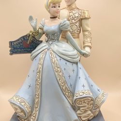 Disney Showcase “A Fairytale Love” Figurine (contact info removed)