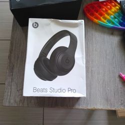 Beats Studio Pro Headphones 