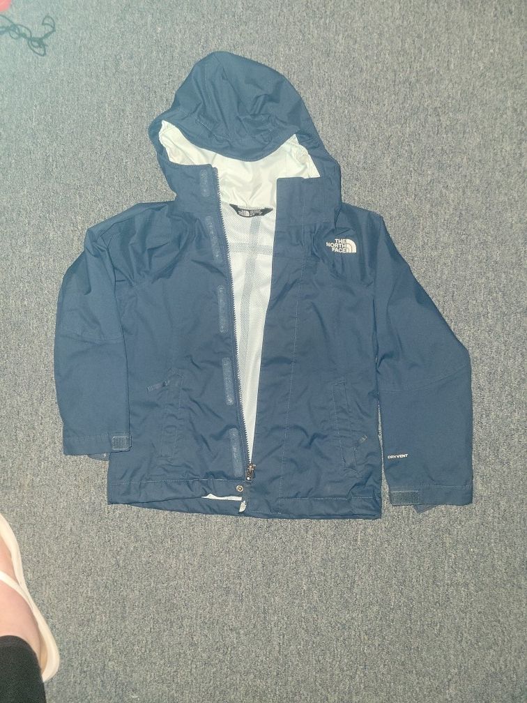 Size 6 NORTHFACE RAIN JACKET