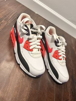 Nike Air Max 90 ‘Raptors’ Red Orbit Psychic Purple colorway