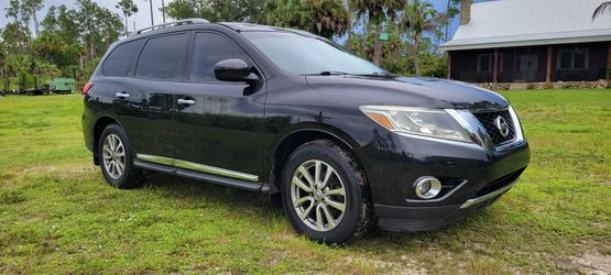 2015 Nissan Pathfinder SV