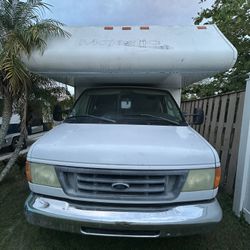 2004 Ford F-53 Motorhome Chassis