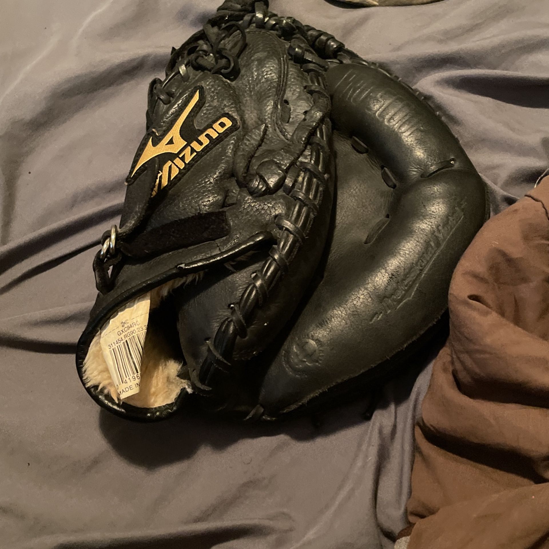 Baseball Glove, Fishing Reel And Hat Gimme A Price Tryna Get Rid Of This