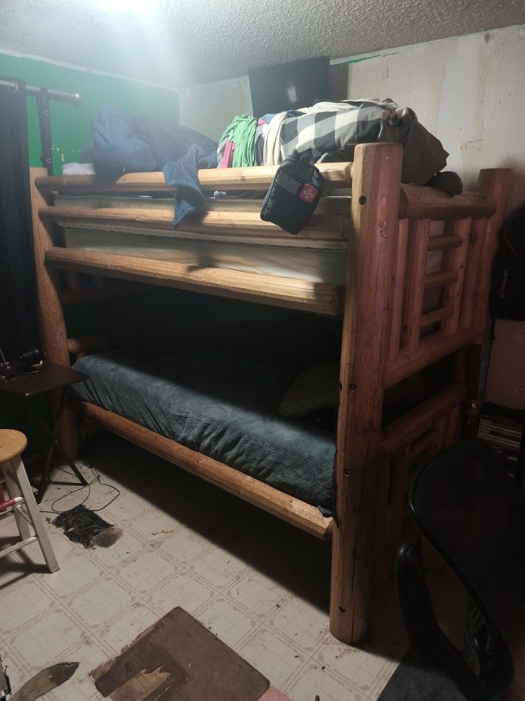 Idaho Log Bunk Bed