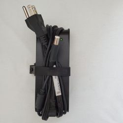 Genuine Dell PA-1900-02D2 AC Adapter 19.5v, 4.62A, 7.4mm - 5.0mm    Ig