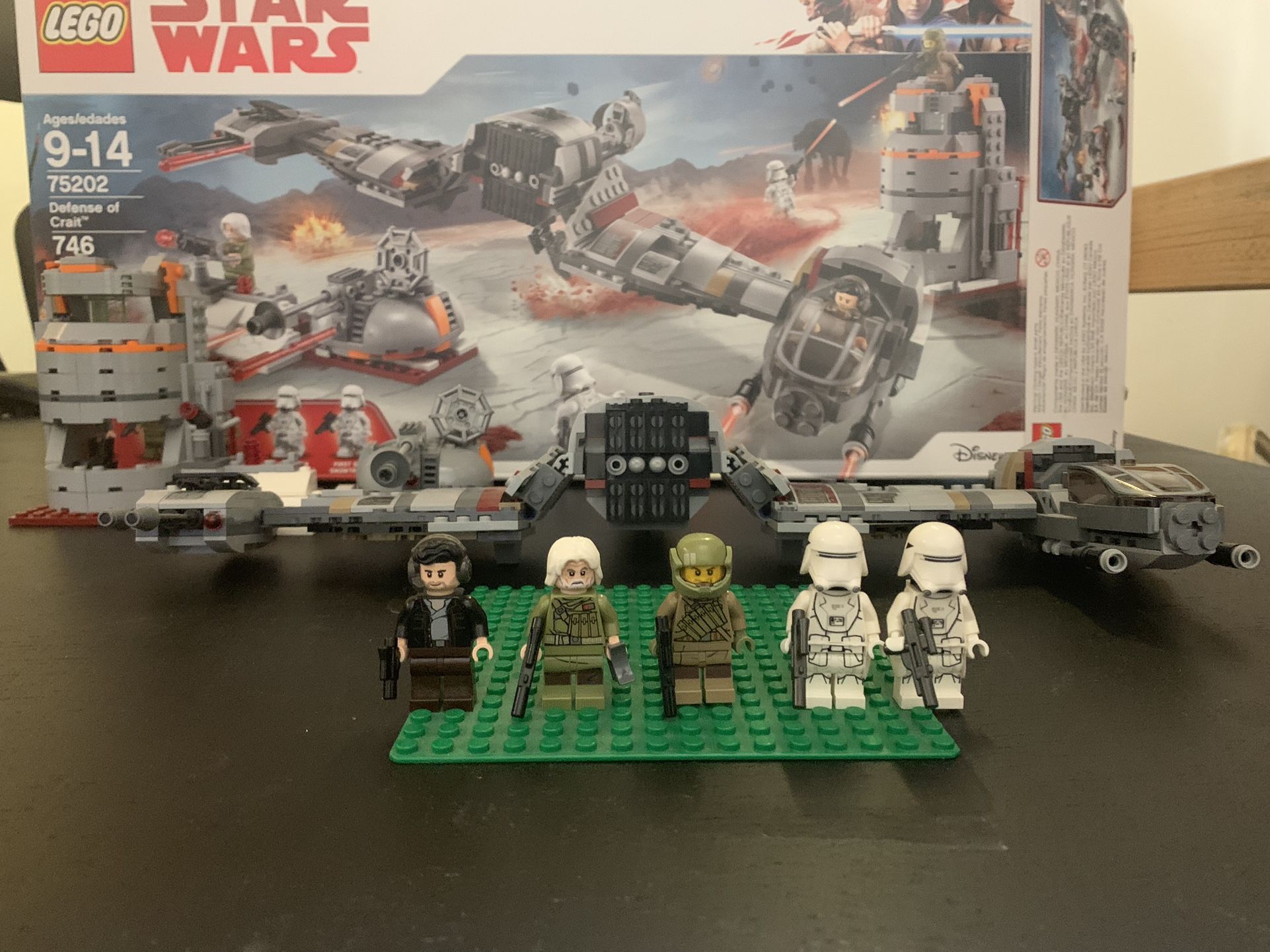 LEGO 75202 Star Wars Defense of Crait