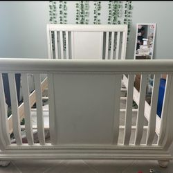 Convertible Crib 4 In 1 