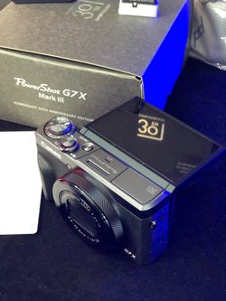 G7 X Mark III 30th Anniversary PowerShot Canon Limited Edition Digital Camera Kit Graphite