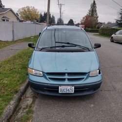 1999 Dodge Caravan
