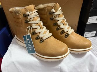 Lace up boots