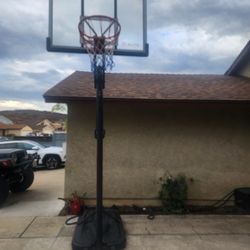 Basketball Hoop 
